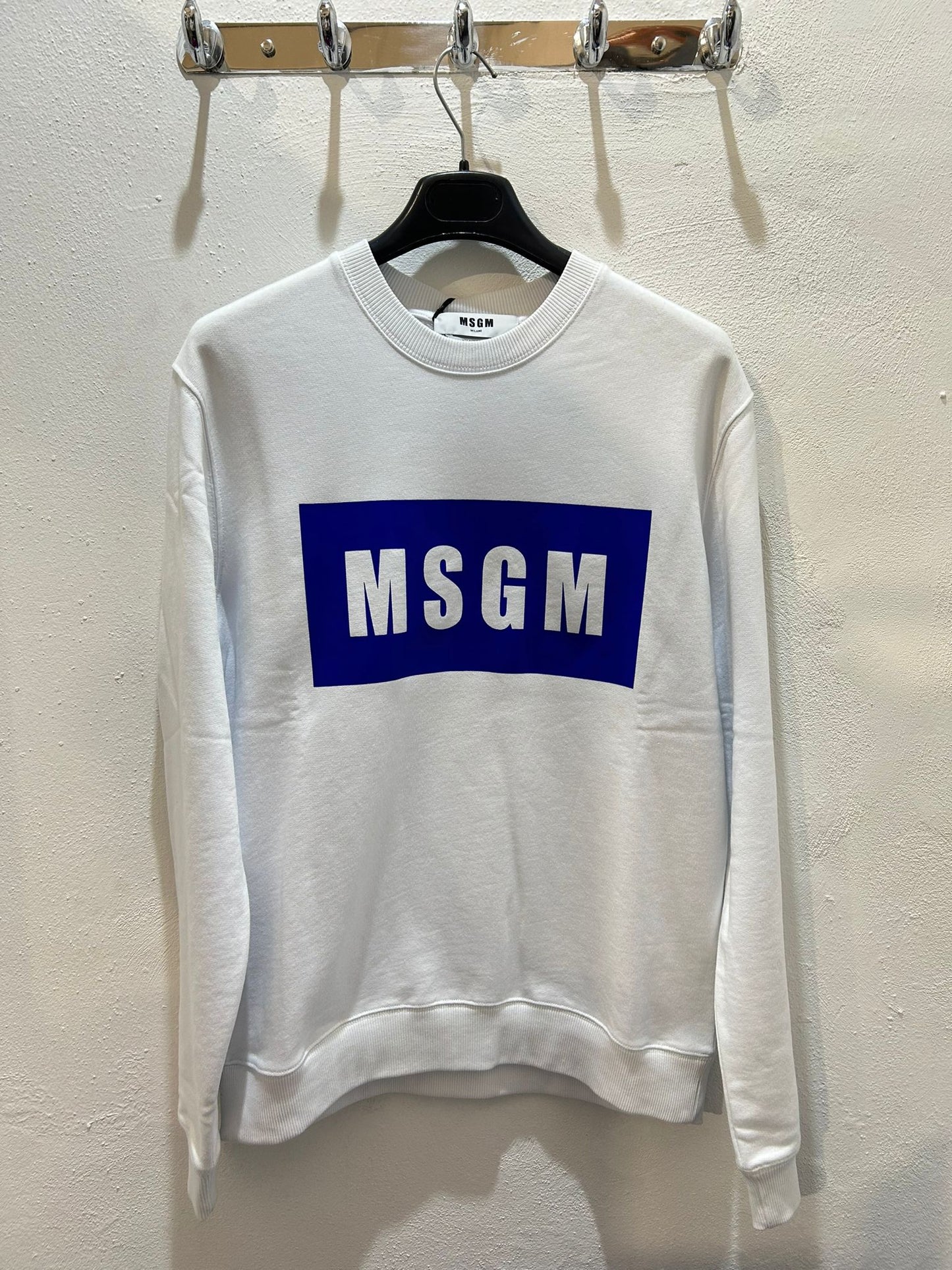 FELPA MSGM BIANCA CON LOGO IN RIQUADRO BLU