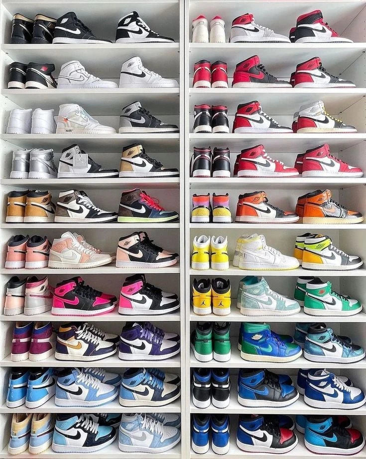 SNEAKERS